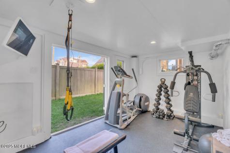 985 Ocean Avenue Mantoloking NJ 08738