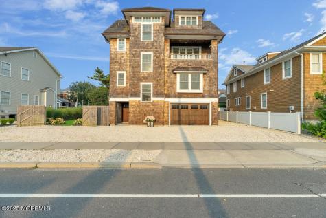 985 Ocean Avenue Mantoloking NJ 08738