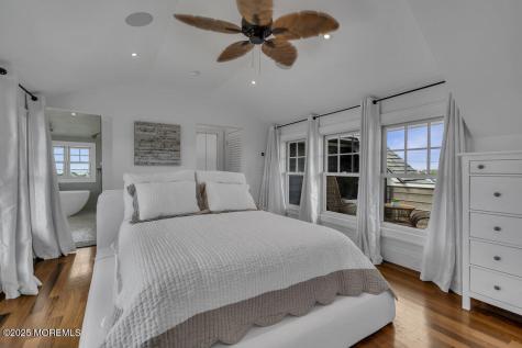 985 Ocean Avenue Mantoloking NJ 08738