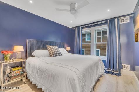 985 Ocean Avenue Mantoloking NJ 08738