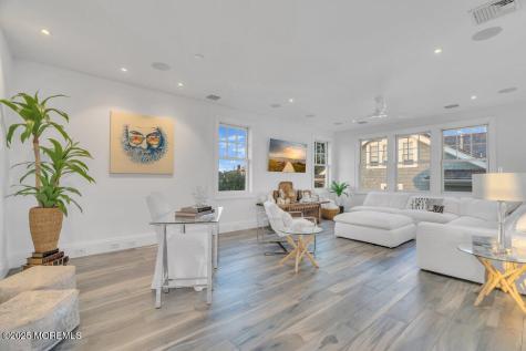 985 Ocean Avenue Mantoloking NJ 08738
