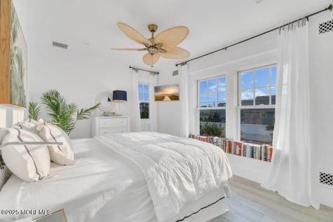 985 Ocean Avenue Mantoloking NJ 08738