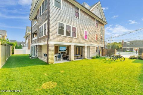 985 Ocean Avenue Mantoloking NJ 08738