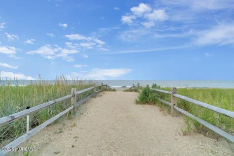 985 Ocean Avenue Mantoloking NJ 08738