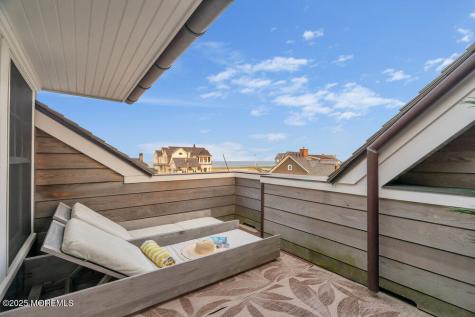 985 Ocean Avenue Mantoloking NJ 08738