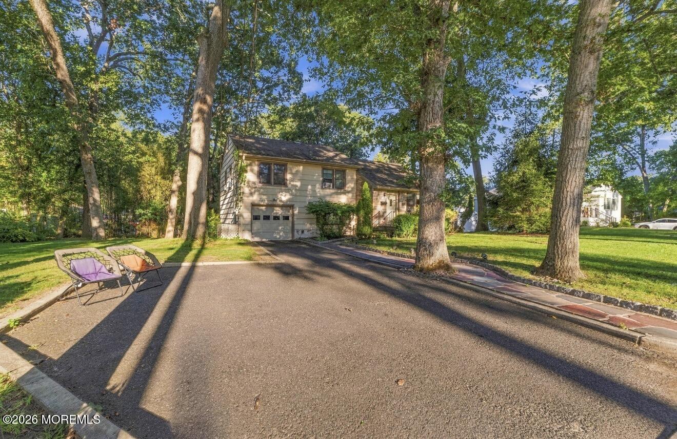 187 Elmwood Road Oakhurst NJ 07755