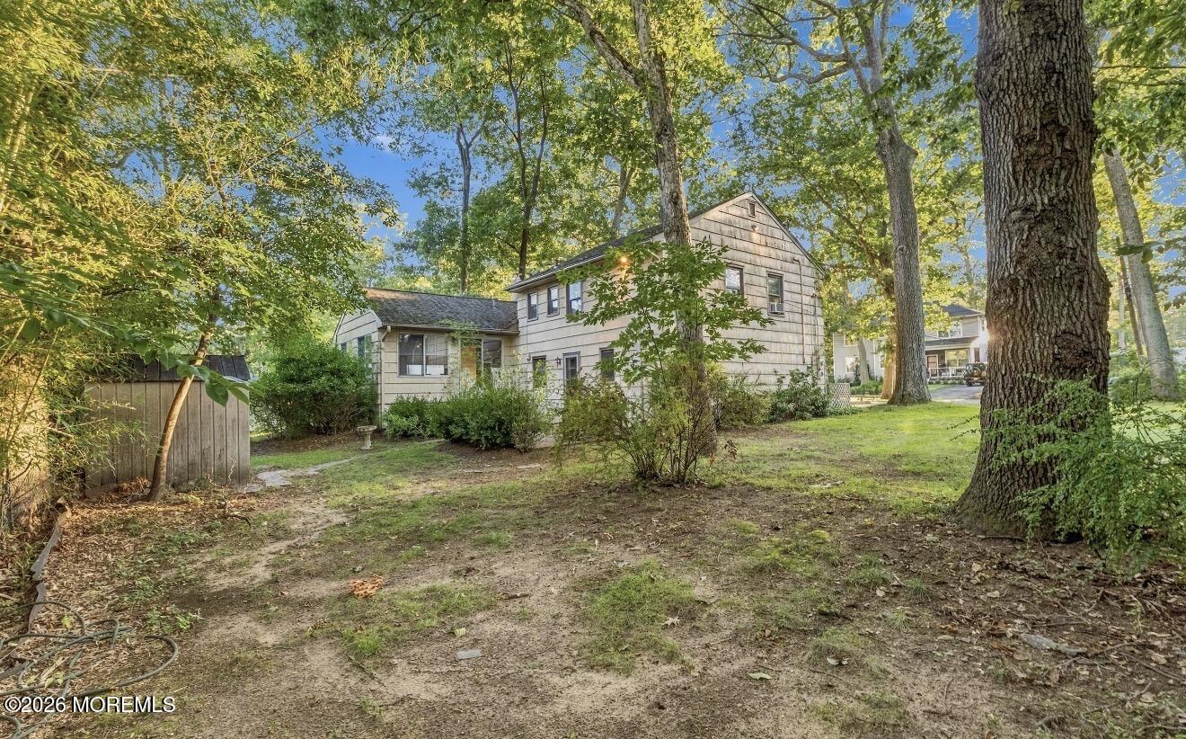 187 Elmwood Road Oakhurst NJ 07755
