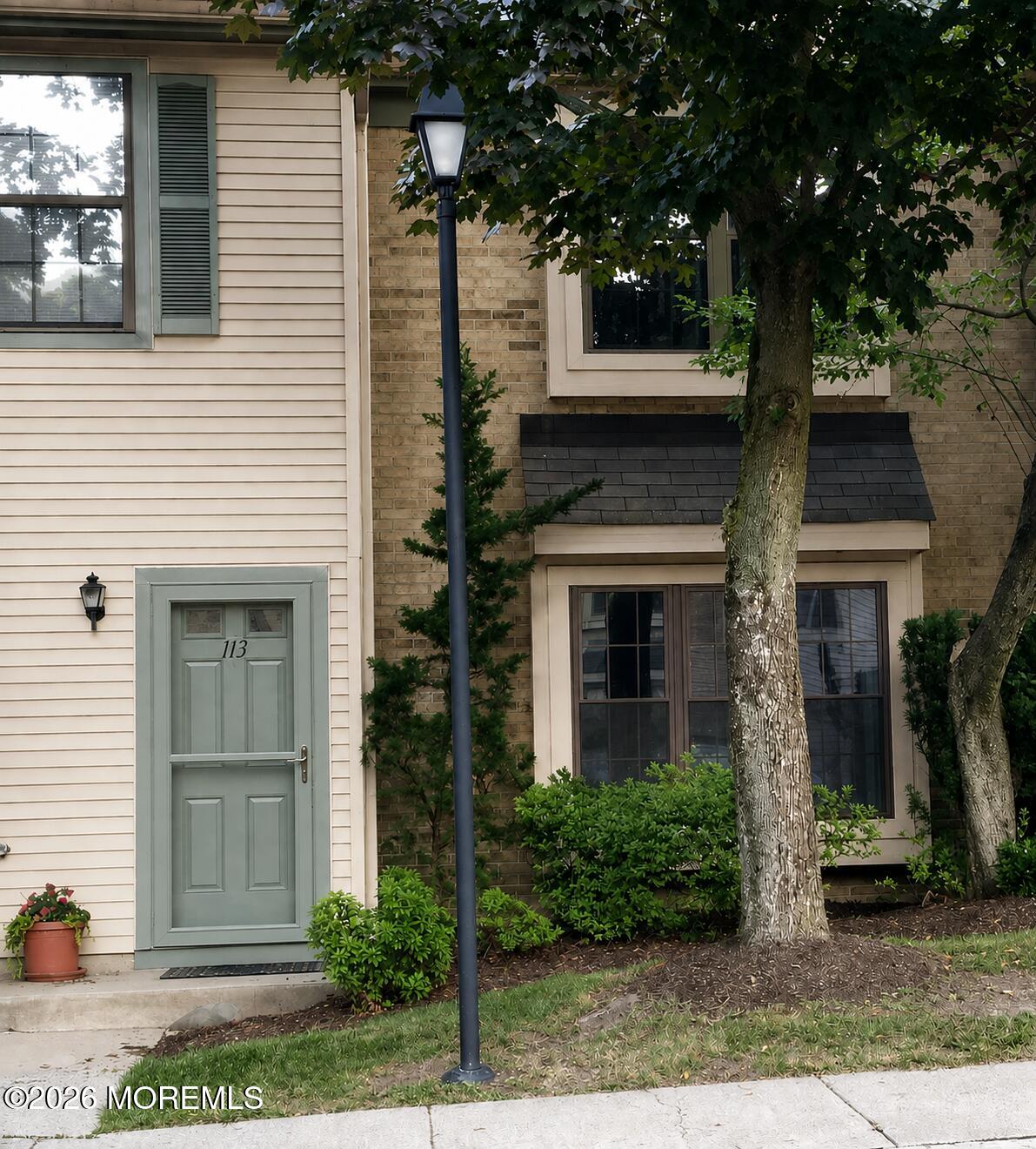 113 Dundee Court Aberdeen NJ 07747