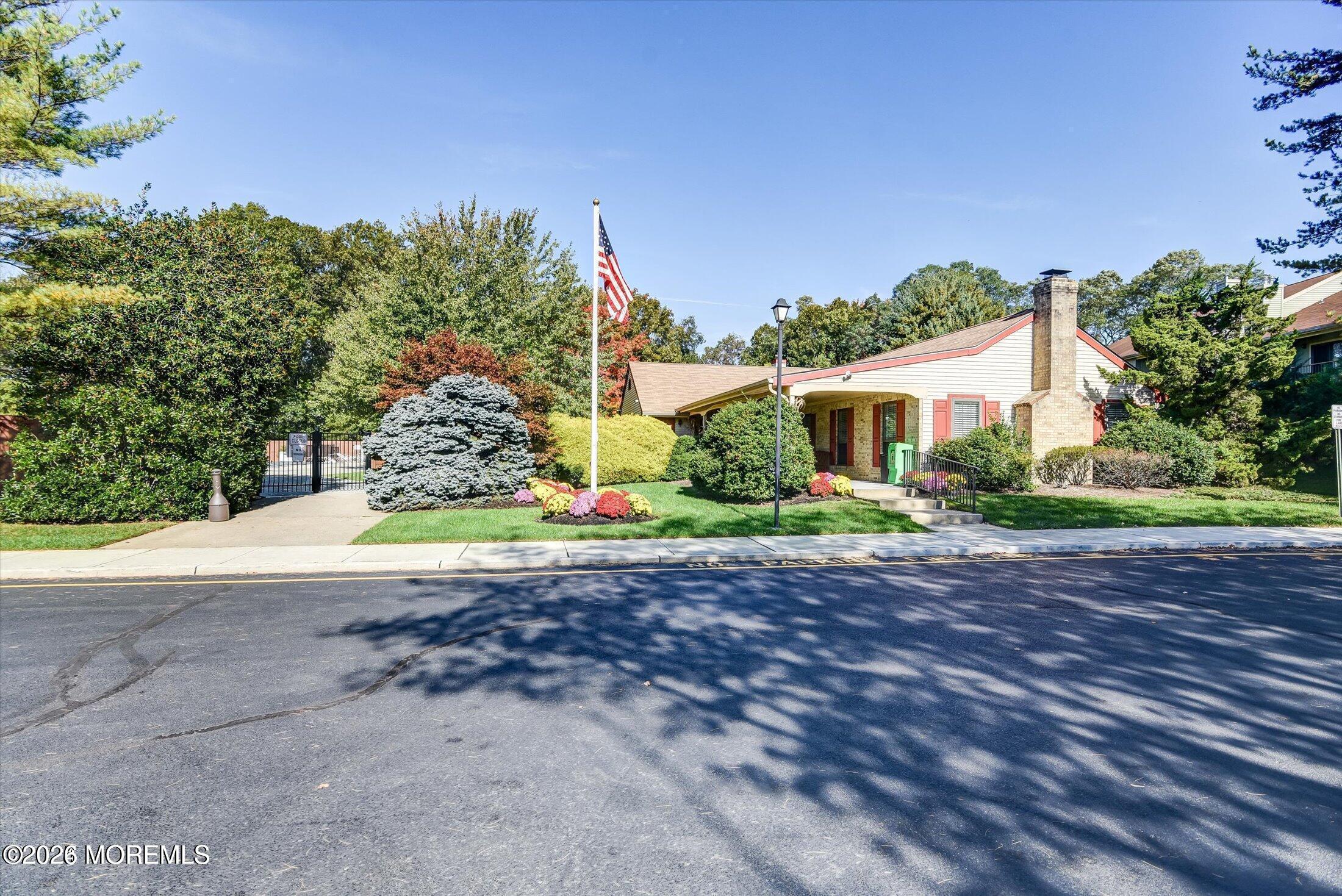 113 Dundee Court Aberdeen NJ 07747