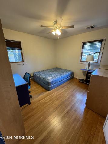 282 Lawrence Avenue Oakhurst NJ 07755