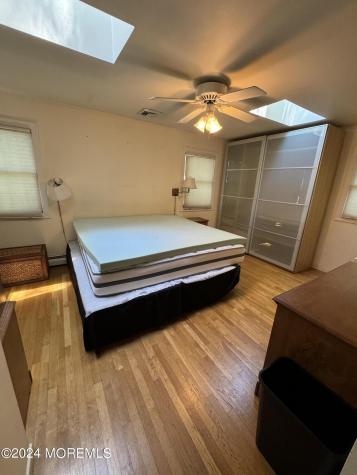 282 Lawrence Avenue Oakhurst NJ 07755