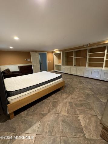 282 Lawrence Avenue Oakhurst NJ 07755