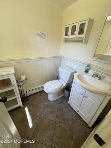 282 Lawrence Avenue Oakhurst NJ 07755