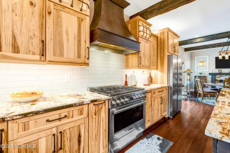 909 Brookside Avenue Ocean Twp NJ 07712