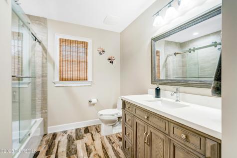 909 Brookside Avenue Ocean Twp NJ 07712