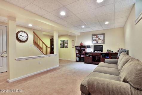 909 Brookside Avenue Ocean Twp NJ 07712
