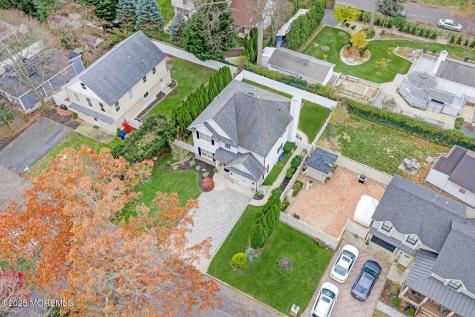 909 Brookside Avenue Ocean Twp NJ 07712