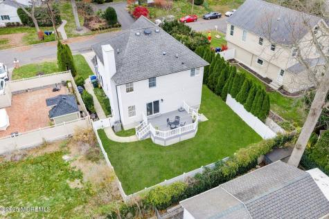 909 Brookside Avenue Ocean Twp NJ 07712