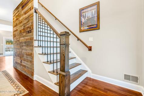909 Brookside Avenue Ocean Twp NJ 07712
