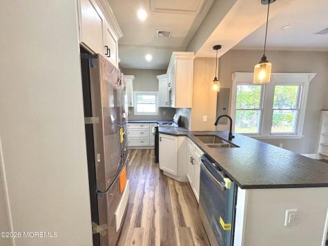 408 Forepeak Avenue Beachwood NJ 08722