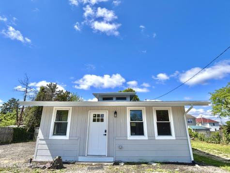 408 Forepeak Avenue Beachwood NJ 08722