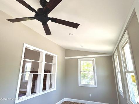 408 Forepeak Avenue Beachwood NJ 08722