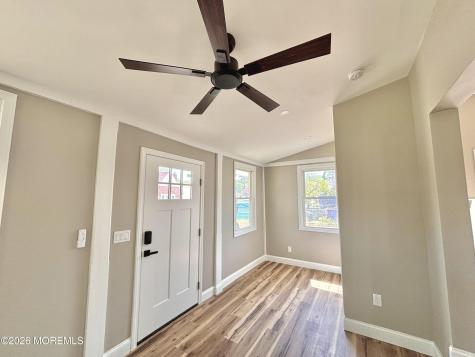 408 Forepeak Avenue Beachwood NJ 08722