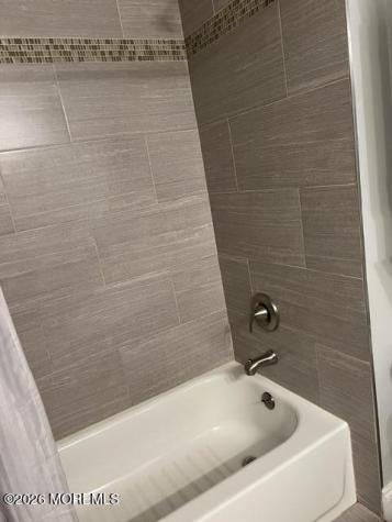 79 Overlook Way Manalapan NJ 07726