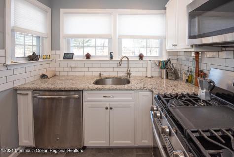 25 Duncan Way Freehold NJ 07728