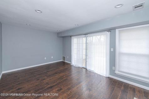 25 Duncan Way Freehold NJ 07728