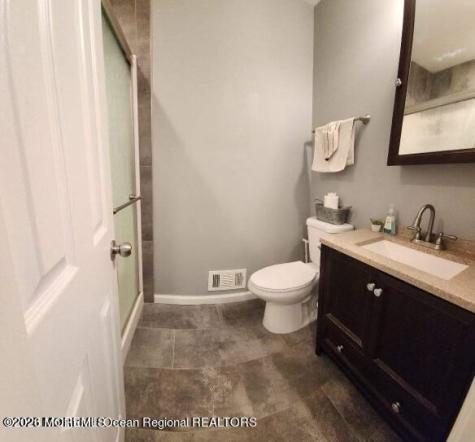 25 Duncan Way Freehold NJ 07728