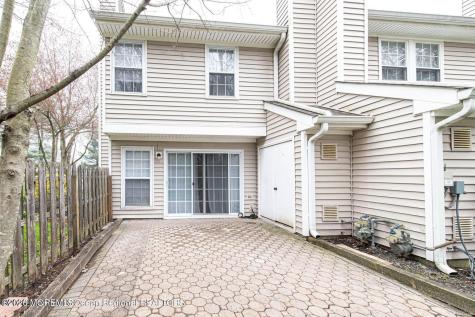 25 Duncan Way Freehold NJ 07728