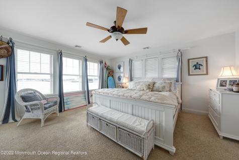 306 Old Bridge Street Mantoloking NJ 08738