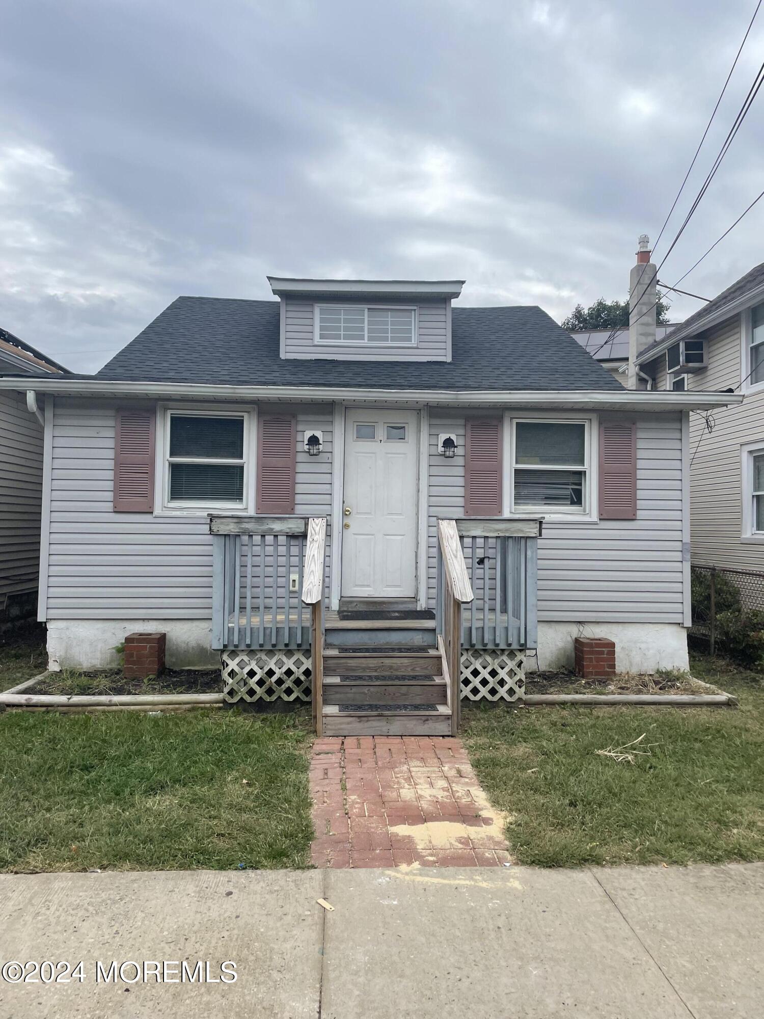 84 Pineview Avenue Keansburg NJ 07734