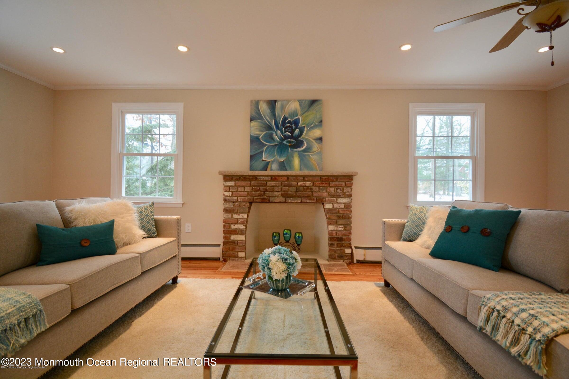 198 Elmwood Road Oakhurst NJ 07755