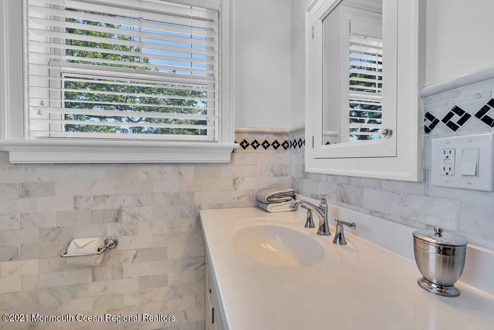 37 Ludlow Avenue Spring Lake NJ 07762