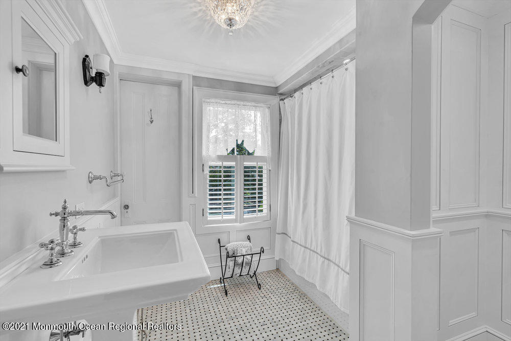 37 Ludlow Avenue Spring Lake NJ 07762