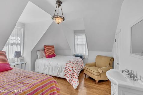 207 Monmouth Avenue Spring Lake NJ 07762
