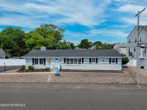 112 Minturn Road Toms River NJ 08753