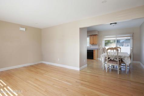 112 Minturn Road Toms River NJ 08753