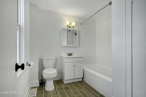 52 Leonard Street Red Bank NJ 07701
