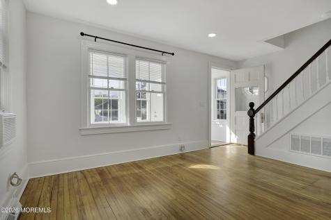 52 Leonard Street Red Bank NJ 07701