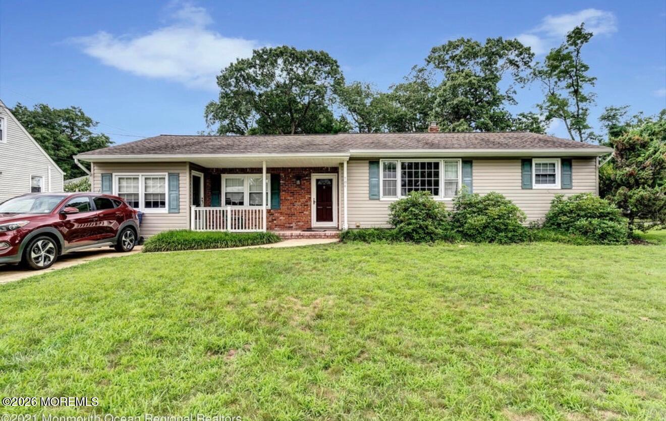 704 Carol Avenue Oakhurst NJ 07755