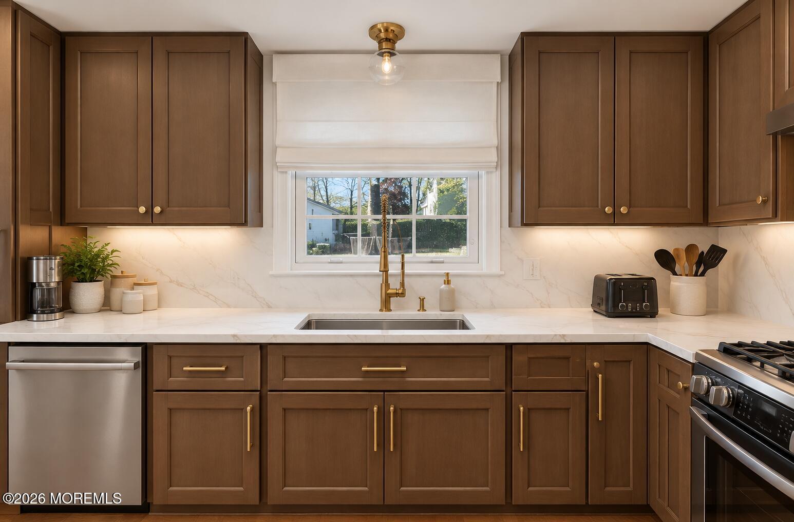 704 Carol Avenue Oakhurst NJ 07755