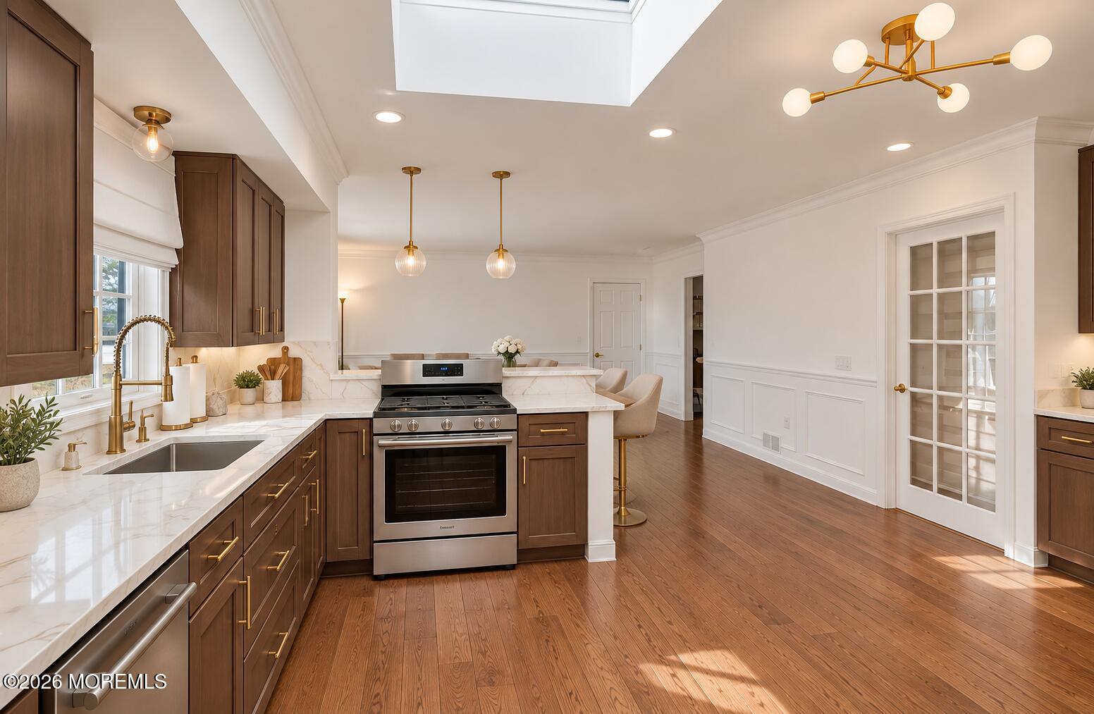 704 Carol Avenue Oakhurst NJ 07755