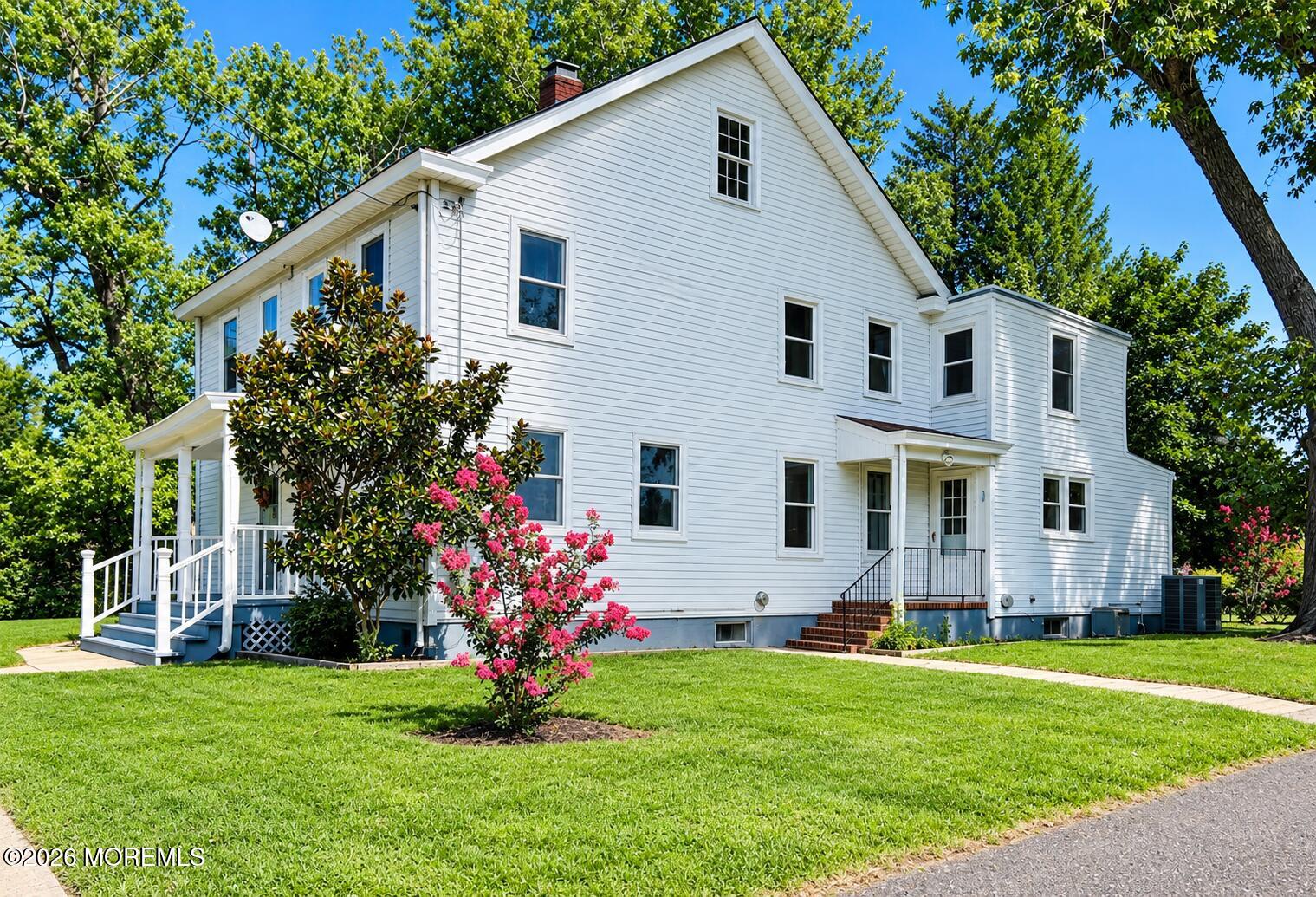 39 Hamilton Street Allentown NJ 08501