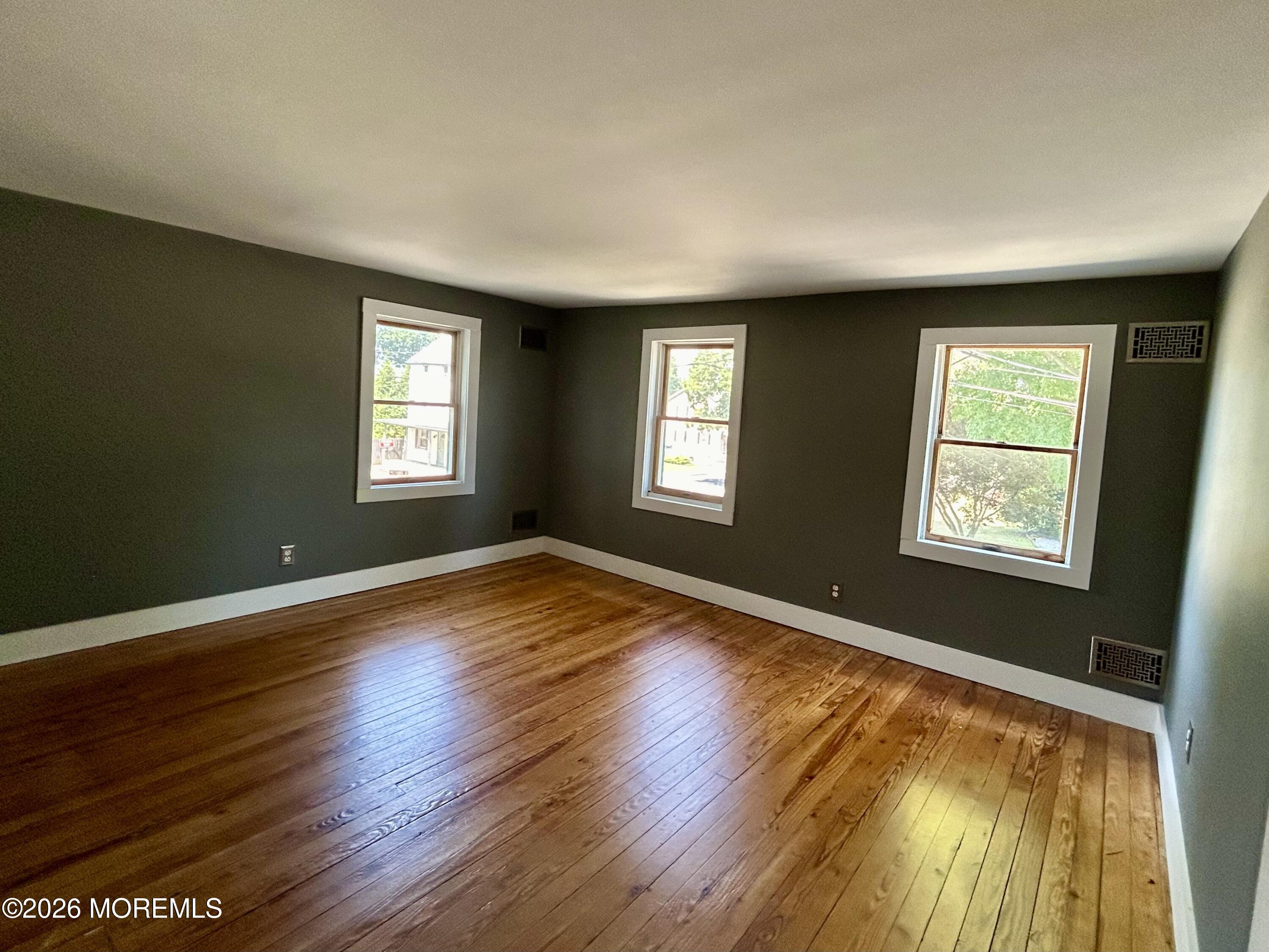 39 Hamilton Street Allentown NJ 08501