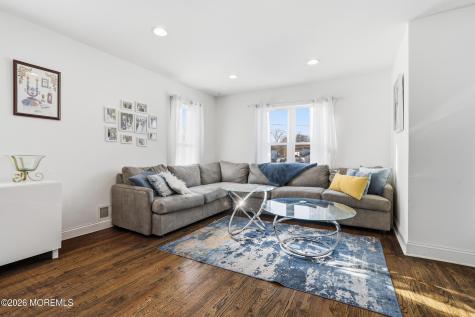 19 Carole Drive Oakhurst NJ 07755