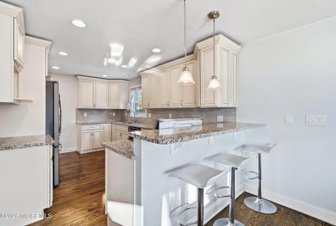 19 Carole Drive Oakhurst NJ 07755