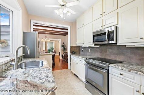 214 Cliftwood Road Oakhurst NJ 07755